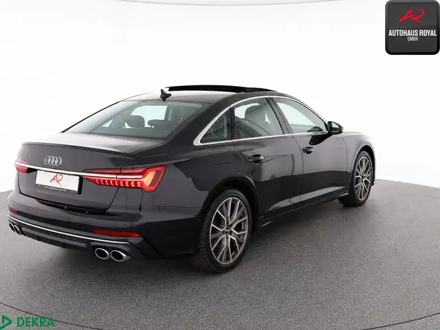 Audi S6 view 5