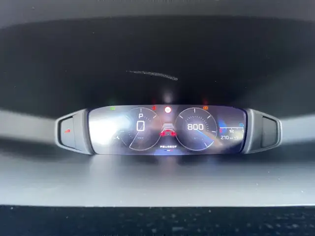 Peugeot 408 view 15
