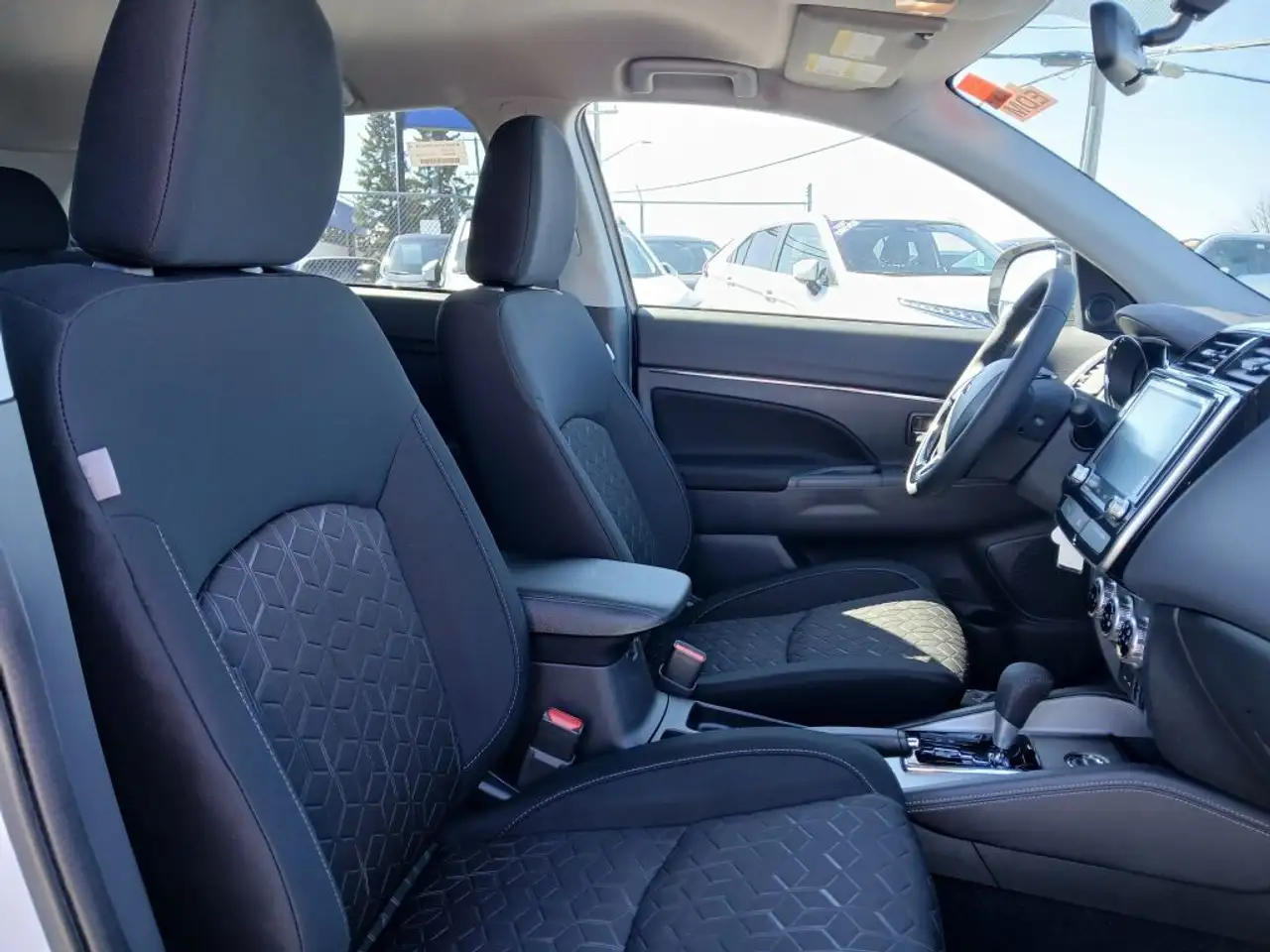Mitsubishi RVR снимка Mitsubishi RVR