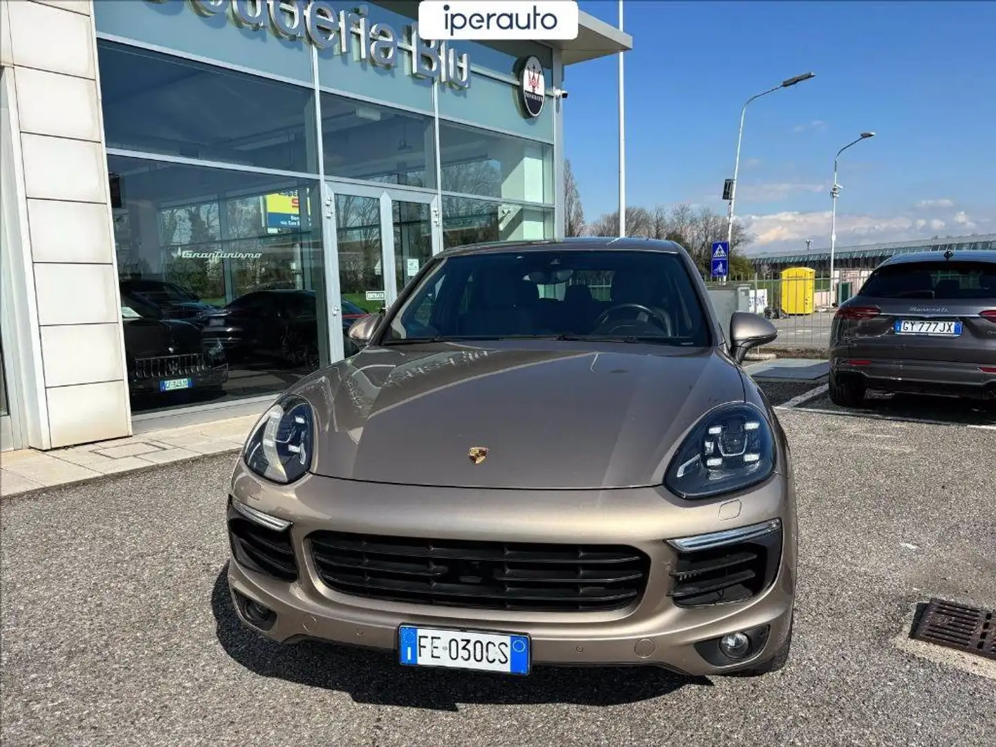 Porsche Cayenne 3.0 tiptronic Beige - 2