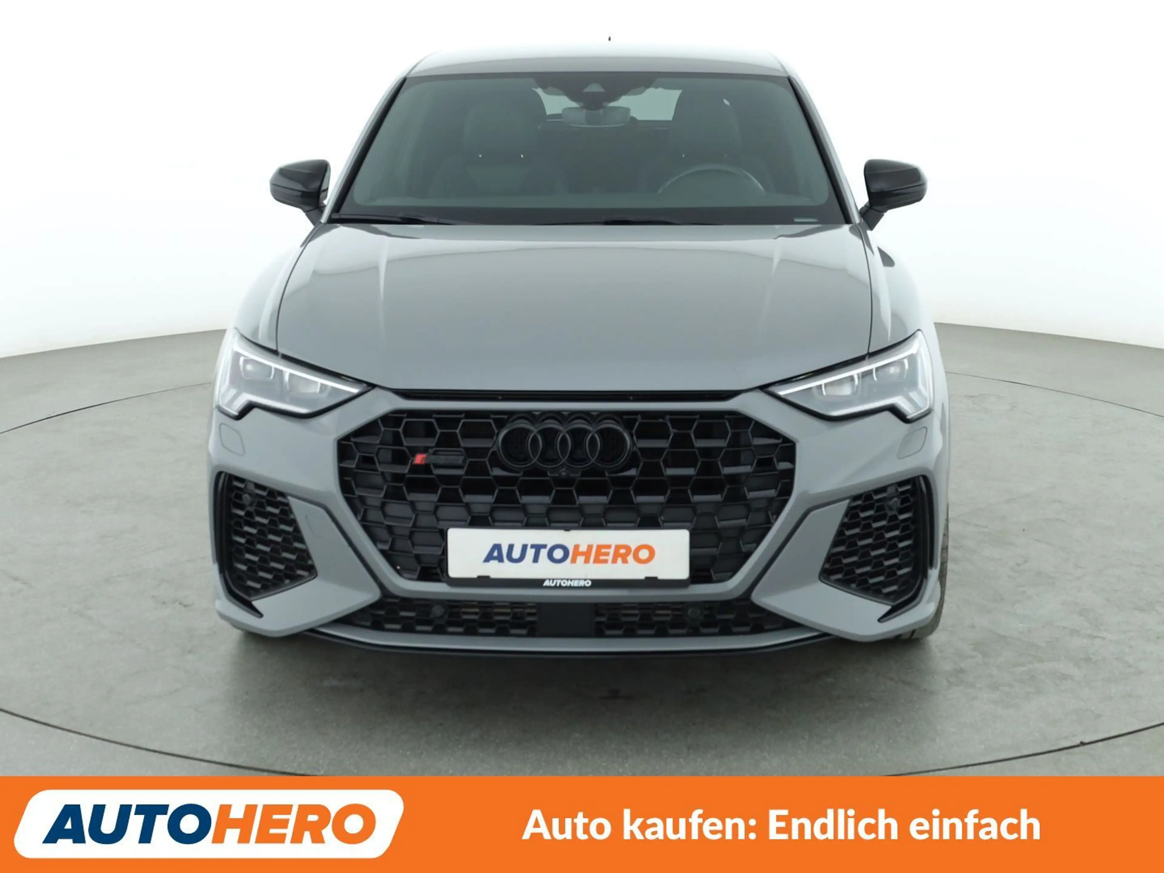 Audi RS Q3 2.5 TFSI quattro Aut.*NAVI*CAM*ACC*SHZ*PDC* — photo 9