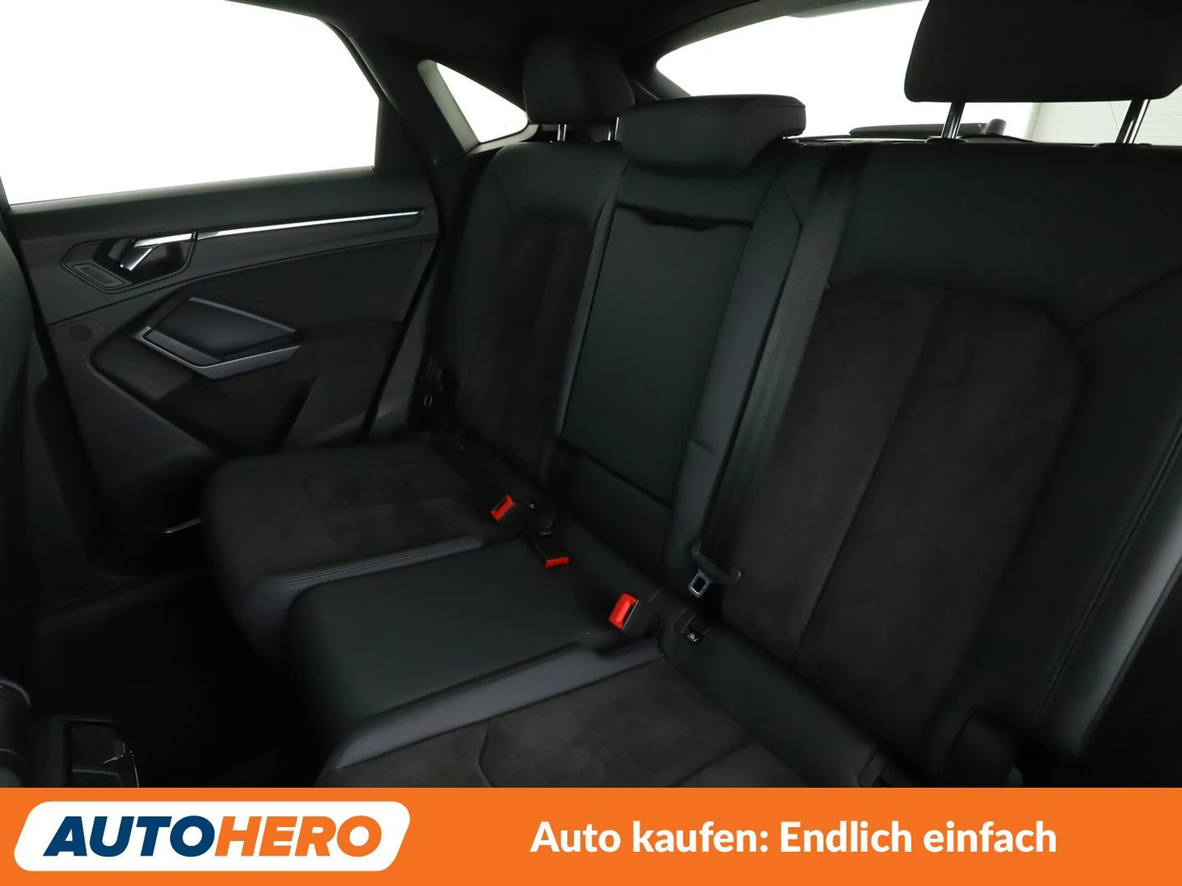 Audi RS Q3 2.5 TFSI quattro Aut.*NAVI*CAM*ACC*SHZ*PDC* — photo 15