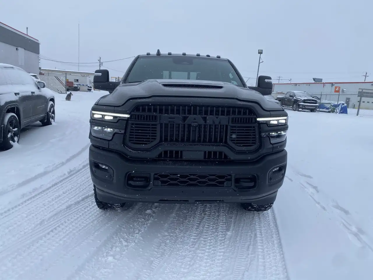 RAM 2500 снимка RAM 2500
