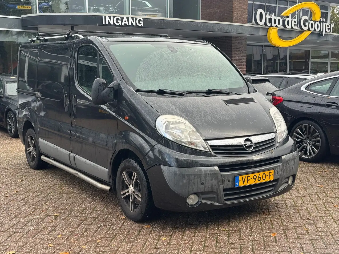 Opel Vivaro 2.0 CDTI L1H1 DC! NL BUS NAP! Navi l Trekhaak l Cr Noir - 2