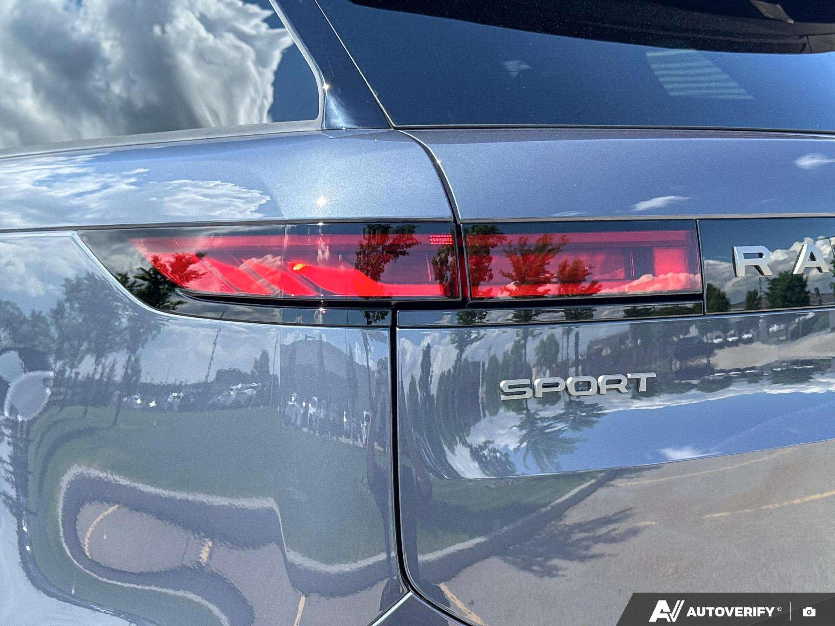 2026 Land Rover Range Rover Sport P360 S thumb 12
