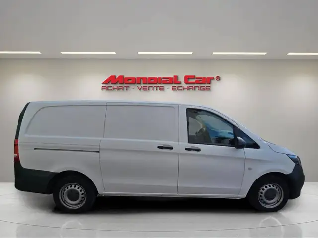 Mercedes-Benz Vito view 6