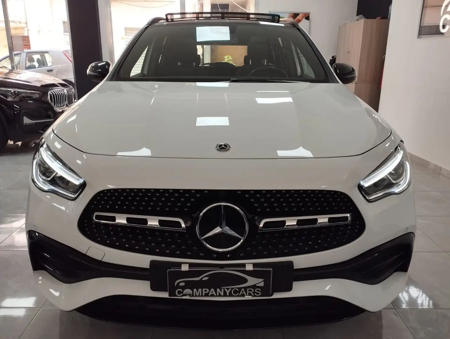 Mercedes-Benz GLA 200 d Premium auto - 2
