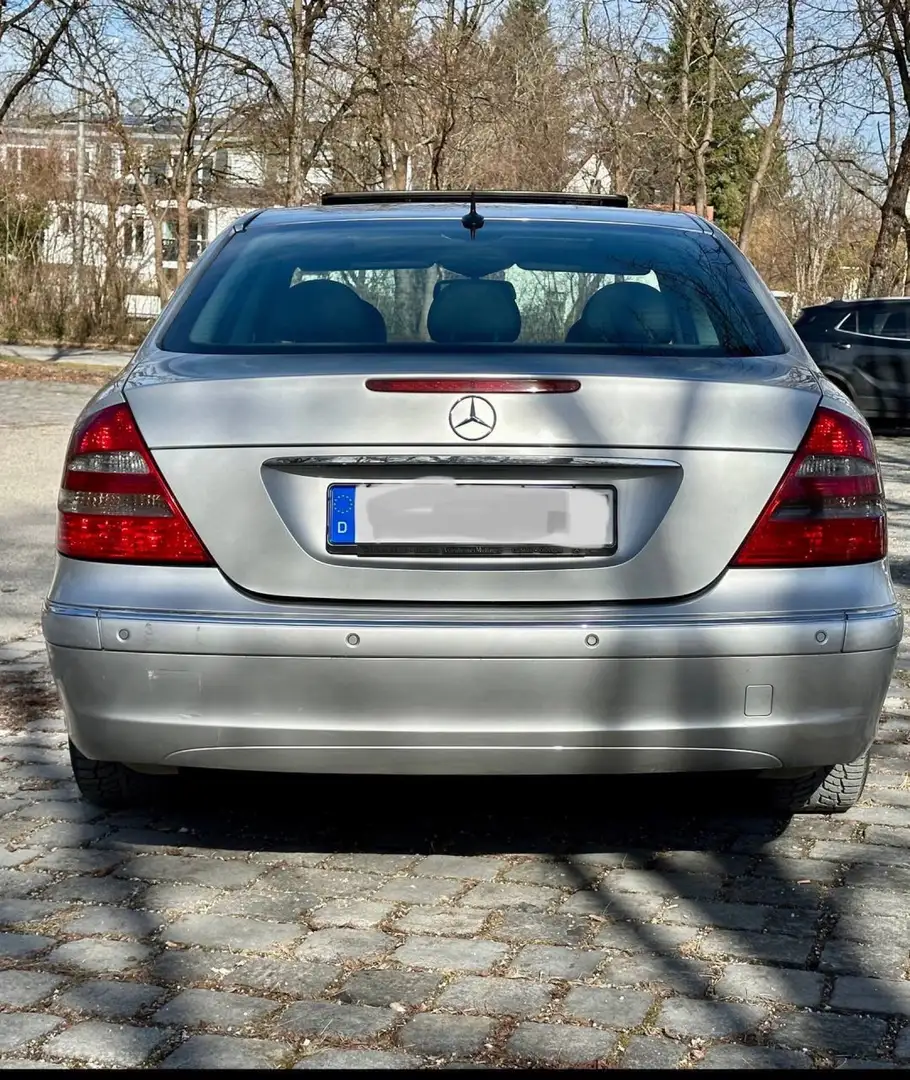 Mercedes-Benz E 220 CDI Automatik Elegance Silber - 2