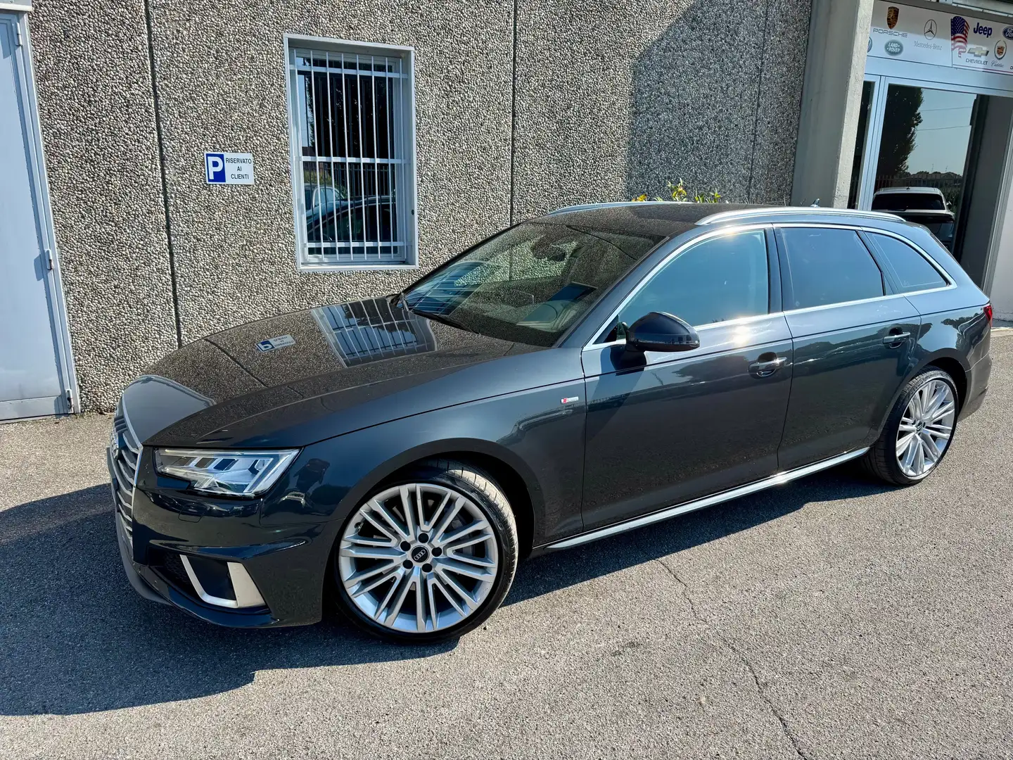 Audi A4 45 2.0 tfsi mhev Business Sport quattro 245cv s-tronic Gris - 1