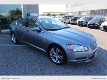 2.7D V6 Premium Luxury