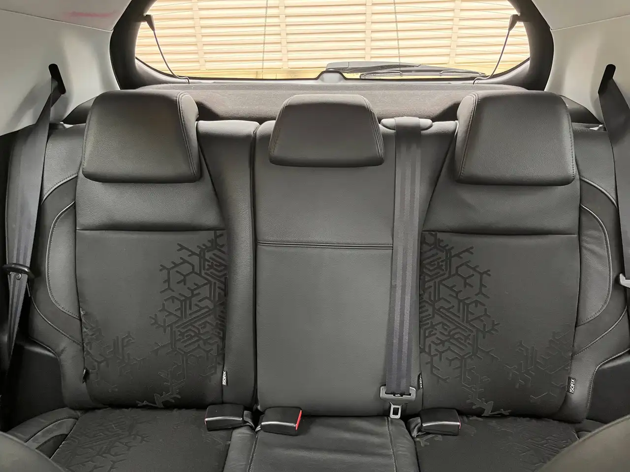 Peugeot 208 208 — photo 2