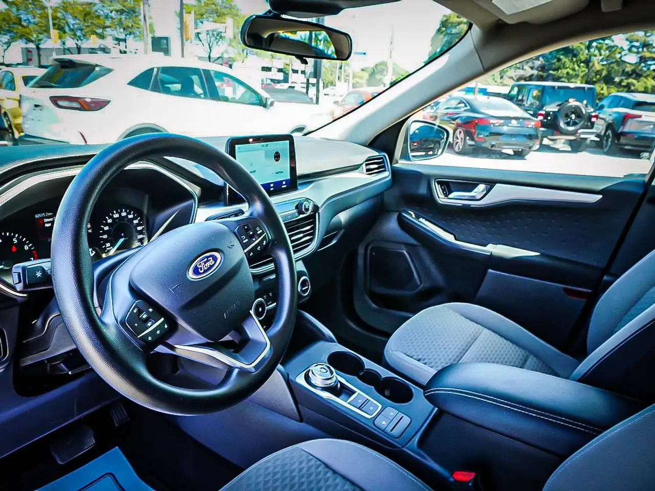 Ford Escape снимка Ford Escape