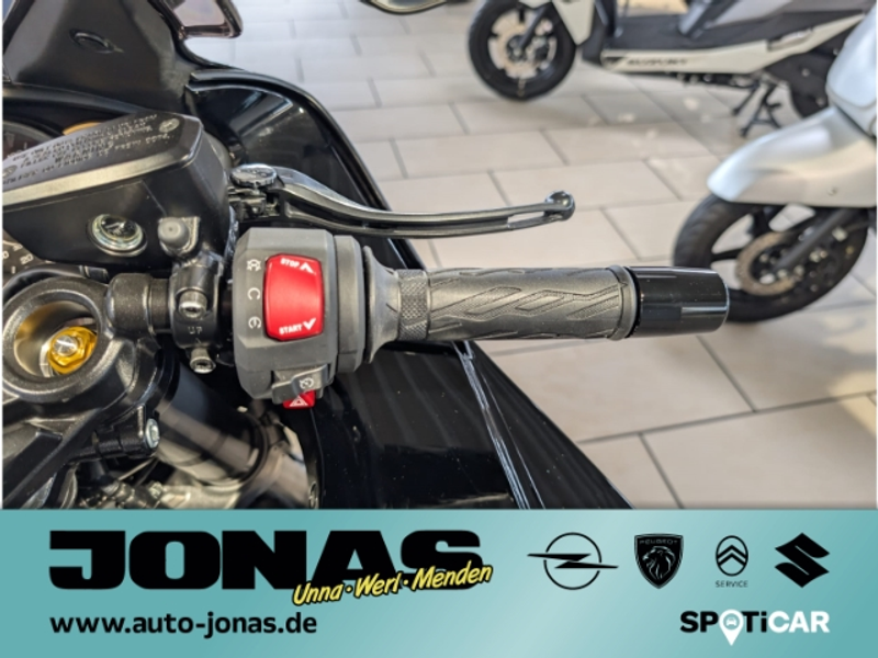 Suzuki Hayabusa Demo Fahrzeug in Menden bei Jonas Power Edition — photo 10