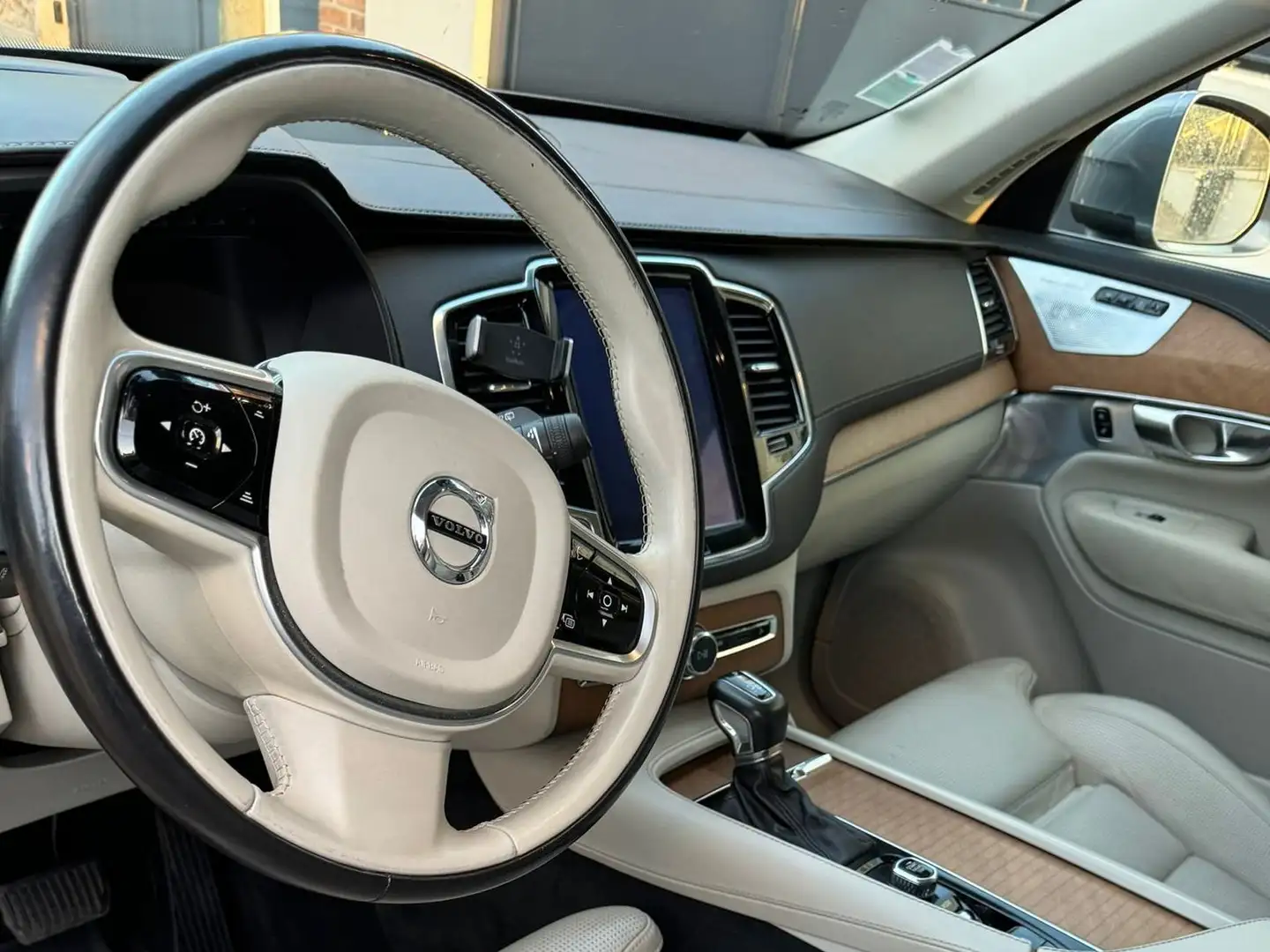 Volvo XC90 XC90 D5 AWD 235 ch Geartronic 7pl Inscription Luxe Gris - 2