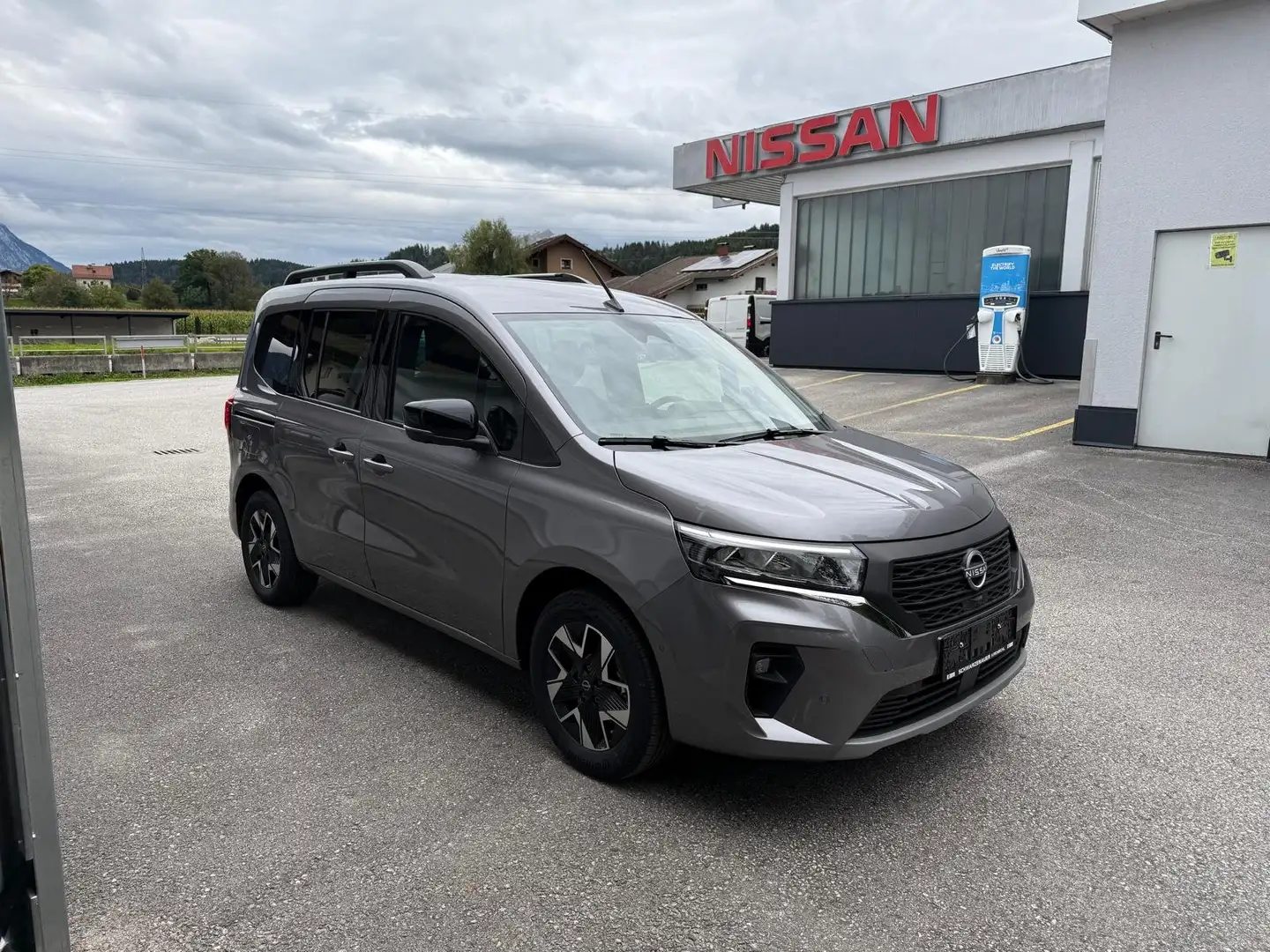 Nissan Townstar L1 Kombi Tekna Automatik Grau - 1