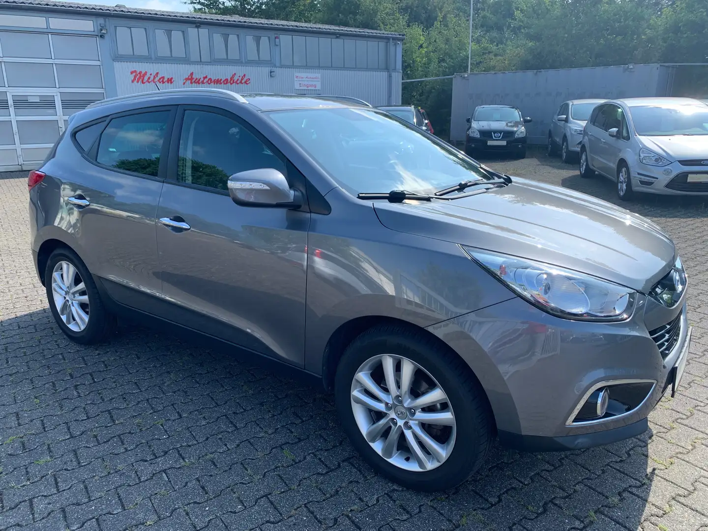 Hyundai iX35 Style 2WD Leder-SHZG-ALU-AHK-Tüv/Oel neu-1Hd. Gris - 1