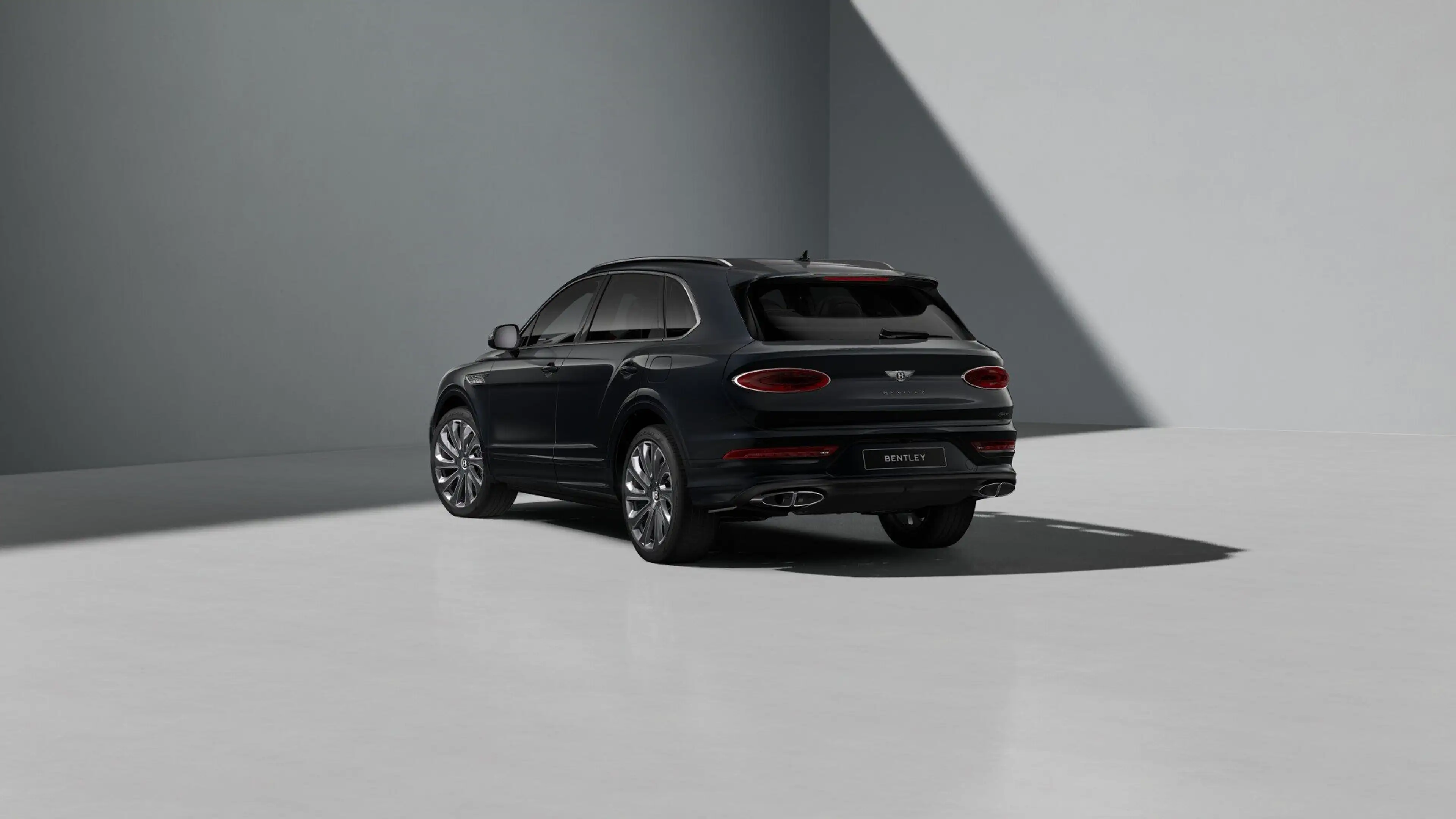Bentley Bentayga V6 Hybrid Artenara *MY27* — photo 3