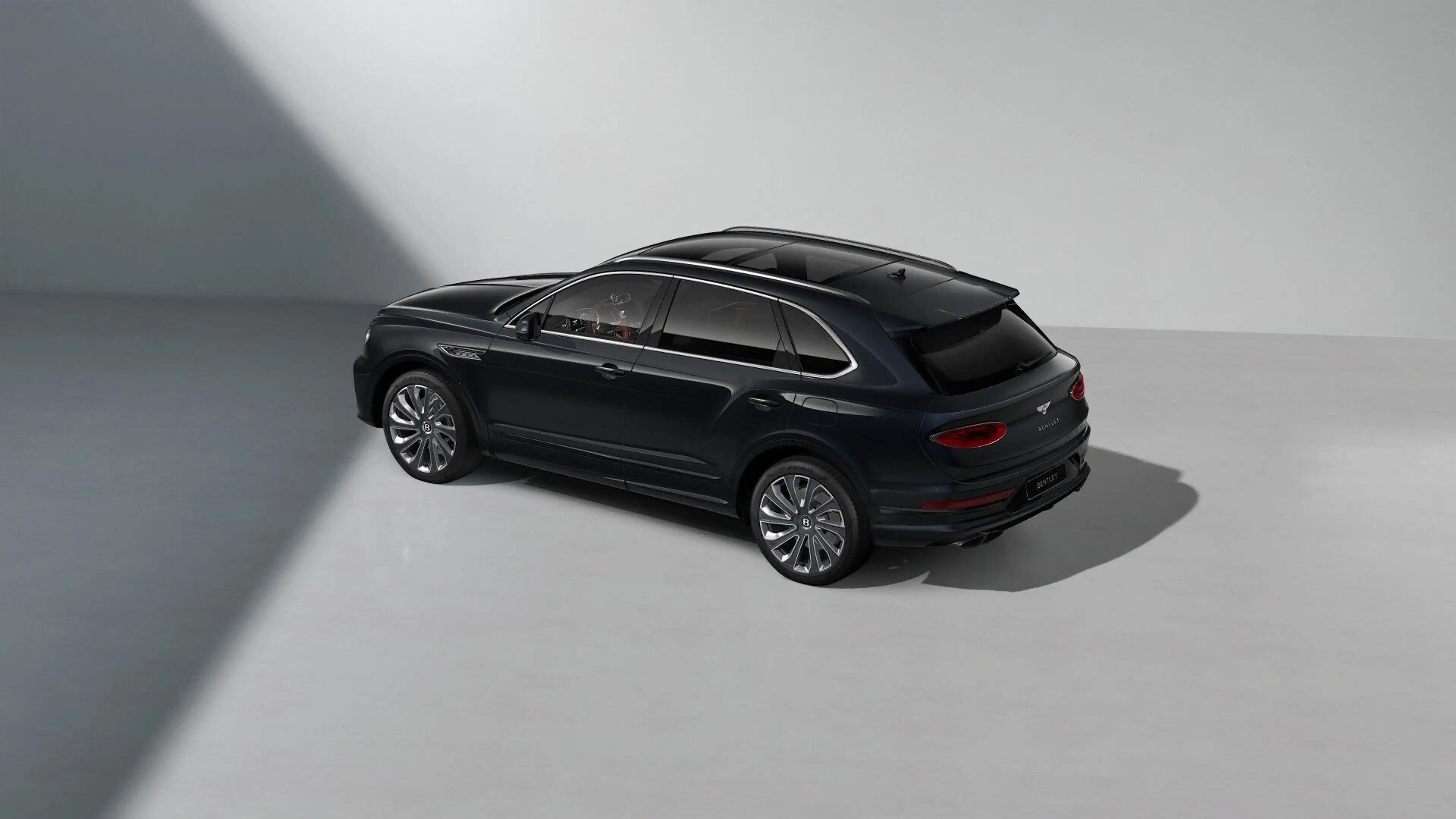 Bentley Bentayga V6 Hybrid Artenara *MY27* — photo 4