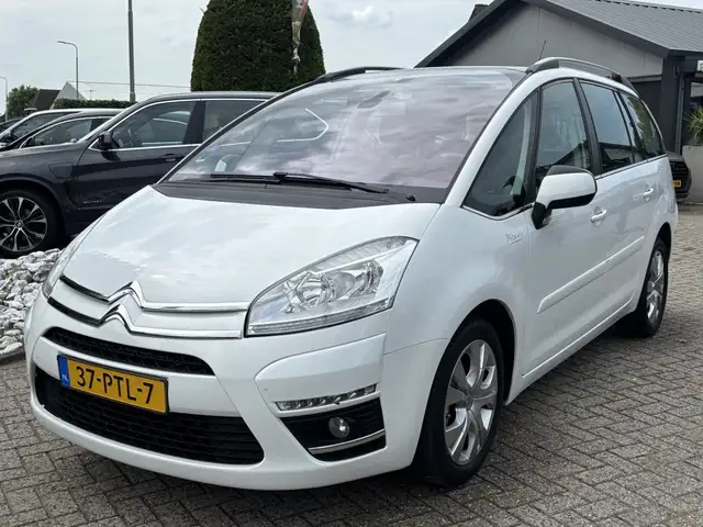 2011 Citroen Grand C4 Picasso in White for sale