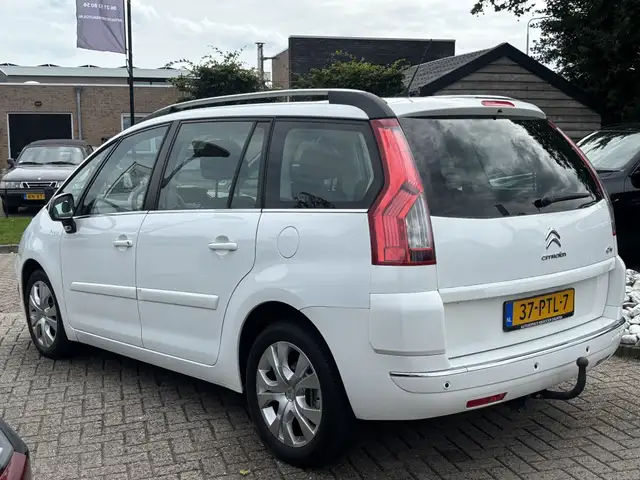 Citroen Grand C4 Picasso view 8