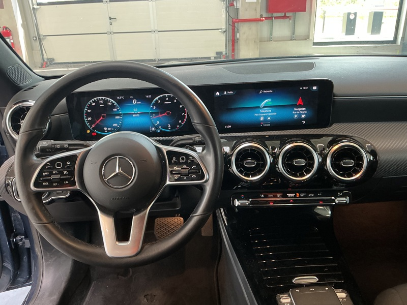 Mercedes-Benz CLA 180 SB Luxury Line — photo 6