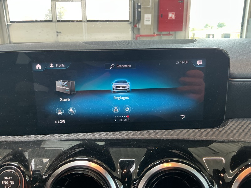 Mercedes-Benz CLA 180 SB Luxury Line — photo 20