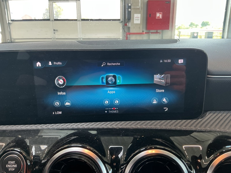 Mercedes-Benz CLA 180 SB Luxury Line — photo 21
