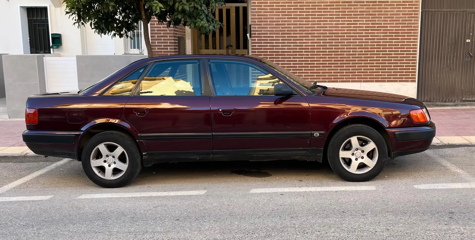 Audi 100 100 Avant 2.3 Marrón - 1