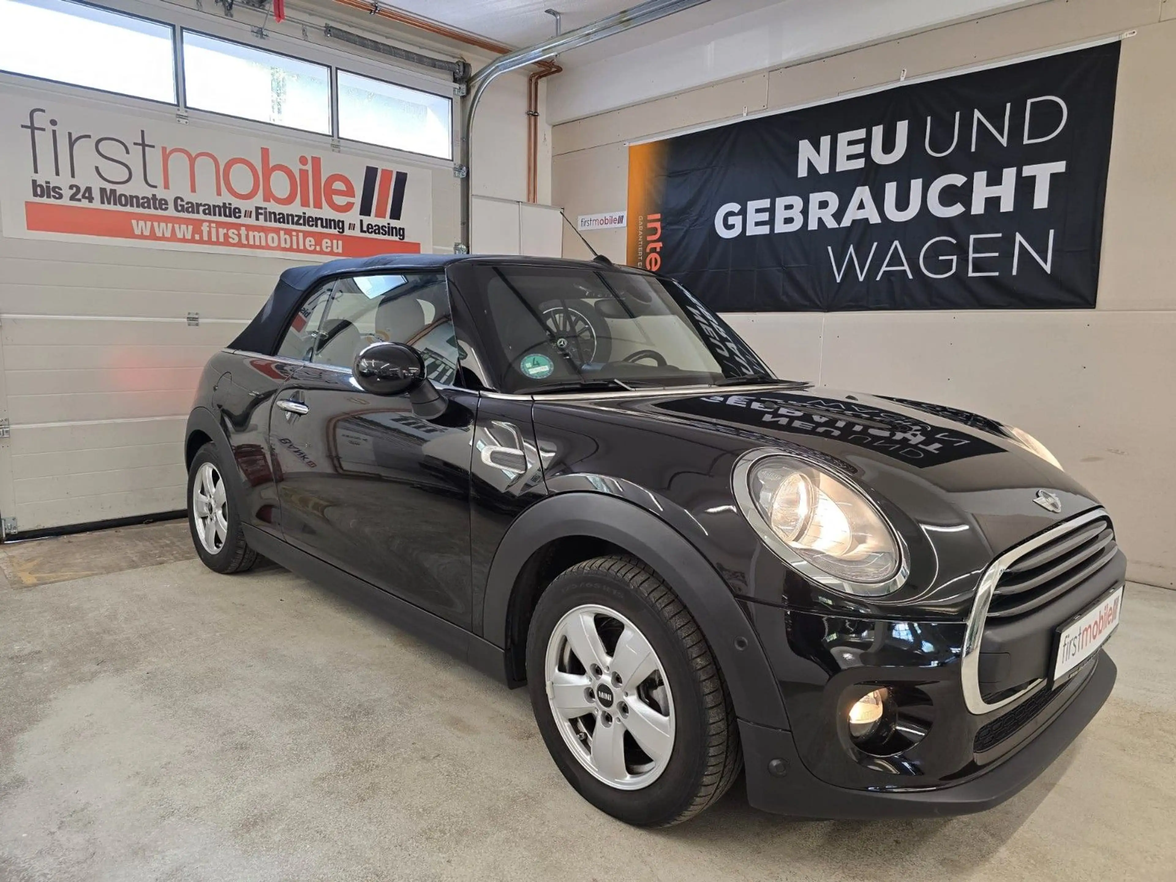 MINI One Cabrio *LEDER*PDC*R.KAMERA*LM*PEPPER*1.Hd
