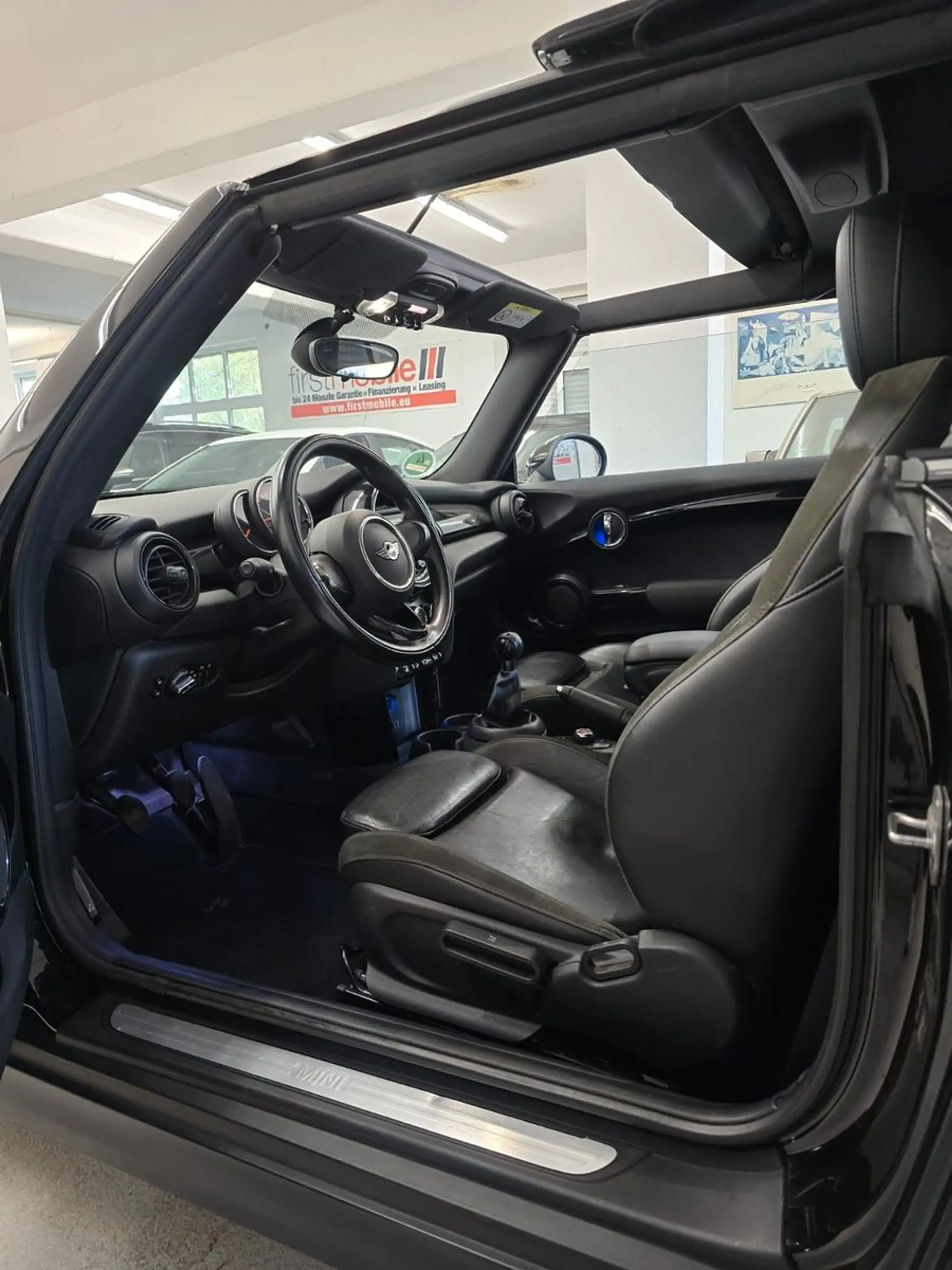 MINI One Cabrio *LEDER*PDC*R.KAMERA*LM*PEPPER*1.Hd — photo 15