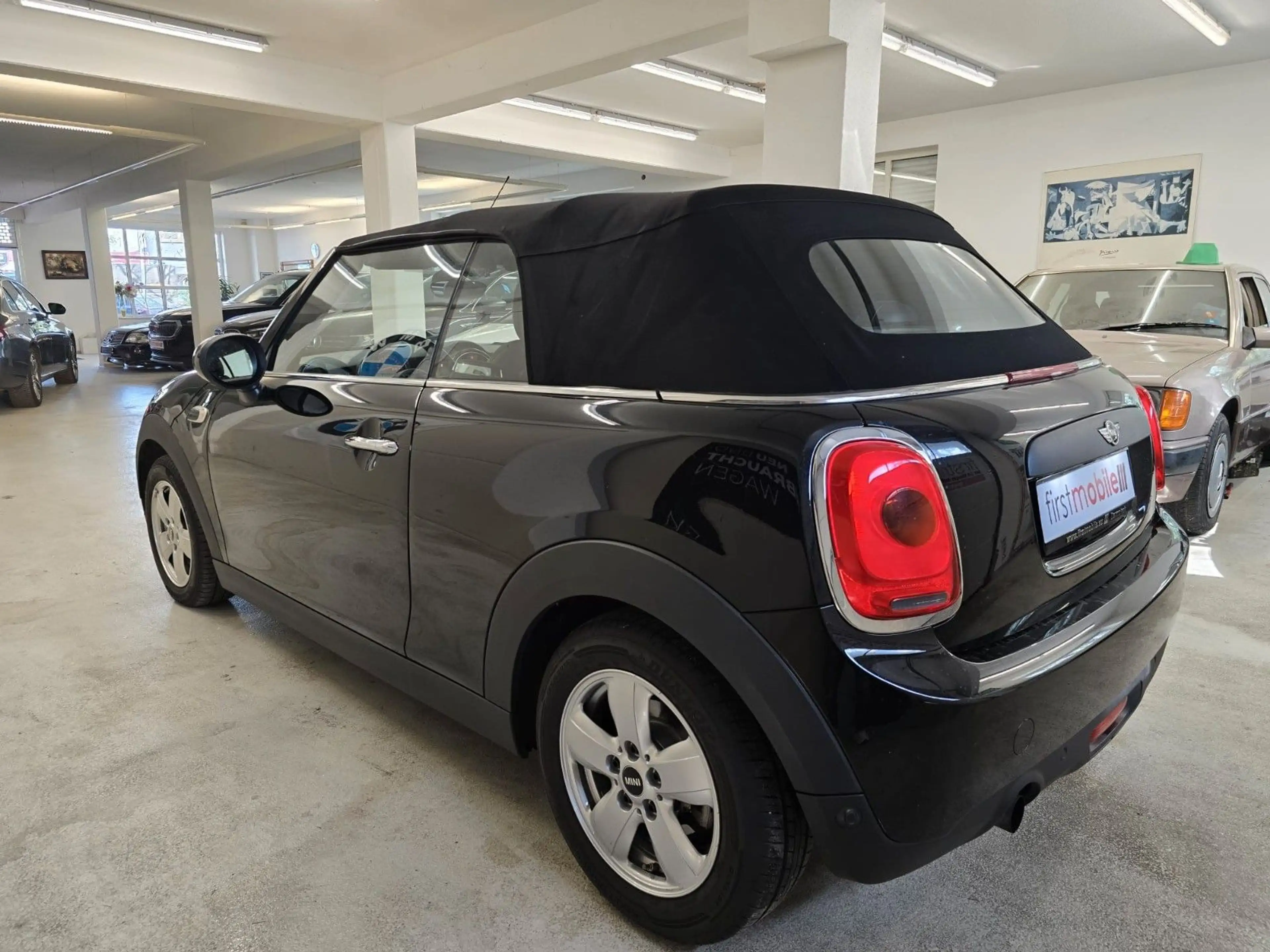 MINI One Cabrio *LEDER*PDC*R.KAMERA*LM*PEPPER*1.Hd — photo 5