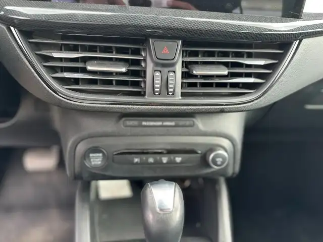Ford Focus view 16