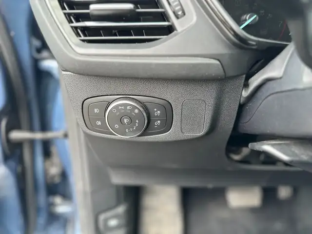 Ford Focus view 18