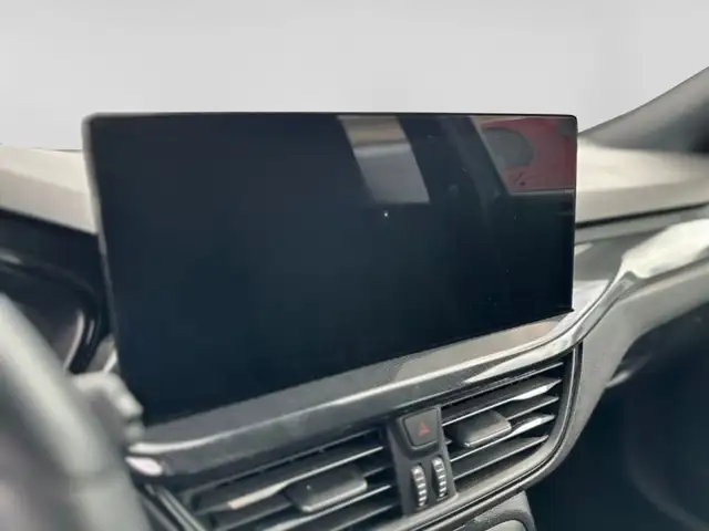 Ford Focus view 8