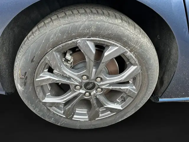 Ford Focus view 9