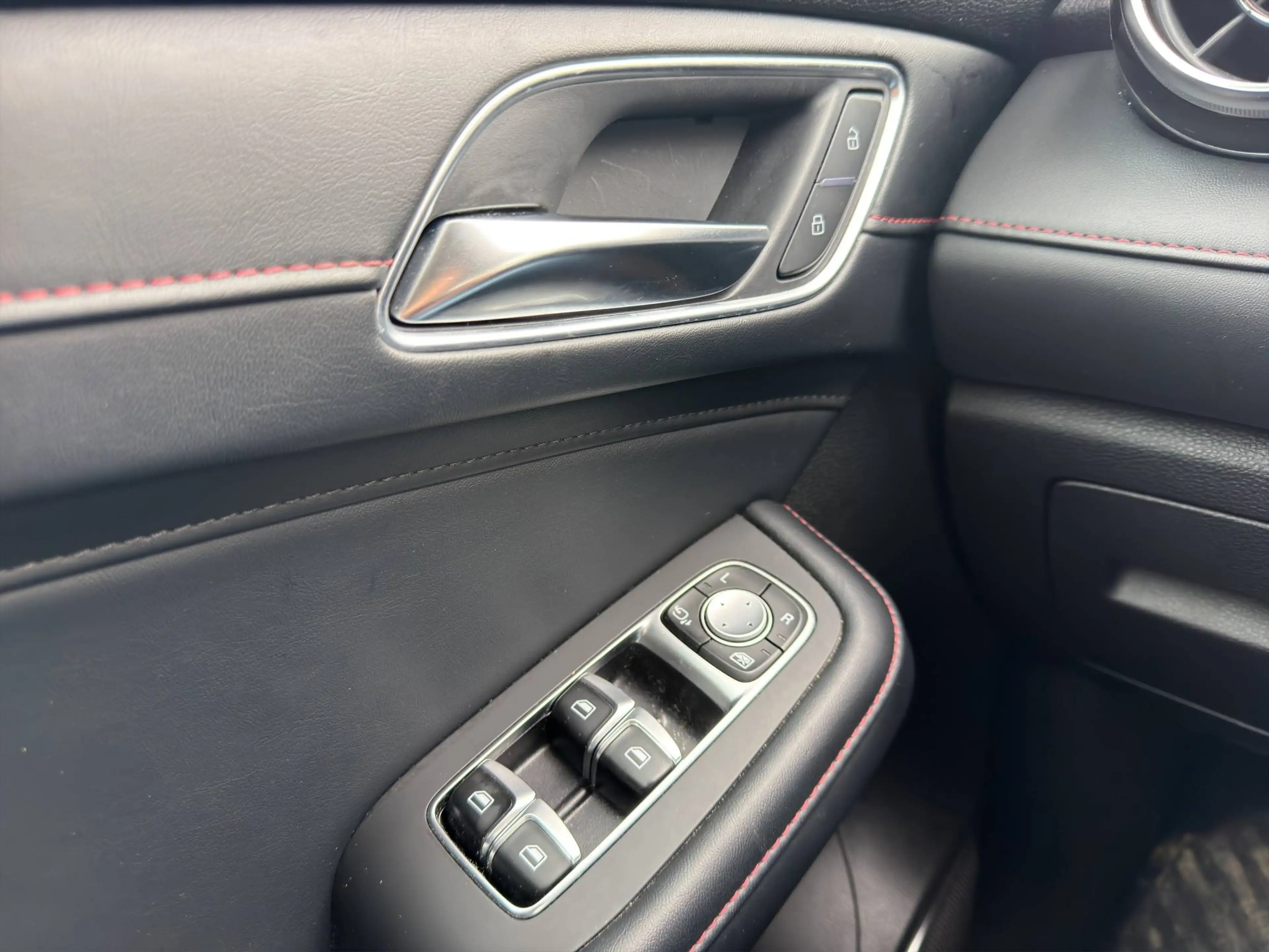 MG HS HS 1.5 T-GDi Comfort DCT — photo 12