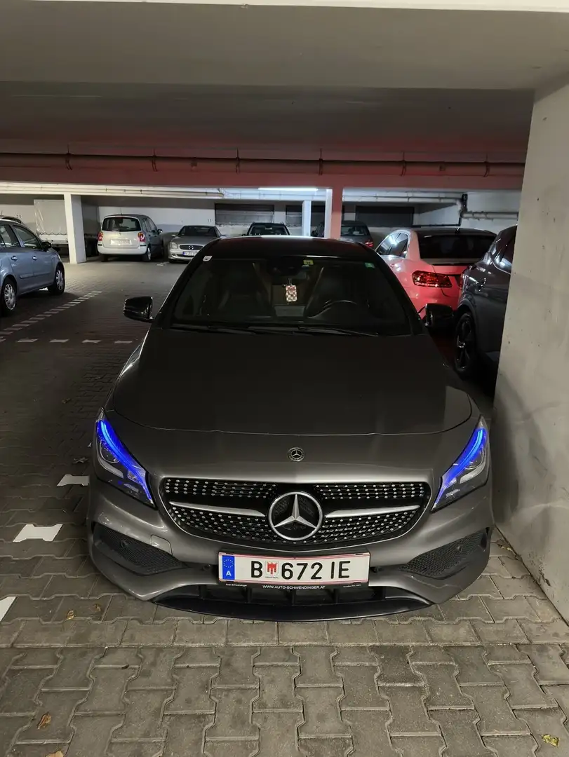 Mercedes-Benz CLA 200 d 7G-DCT AMG Line - 1