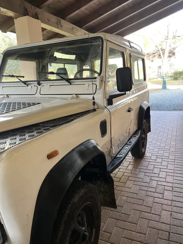 Land Rover Defender 90 2.5 td Hard Top, foto 4