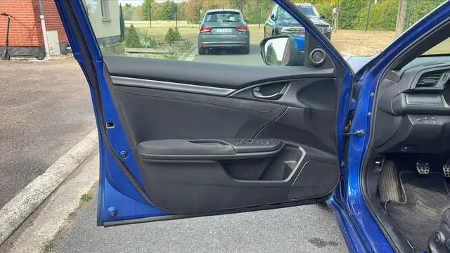 Honda Civic view 7