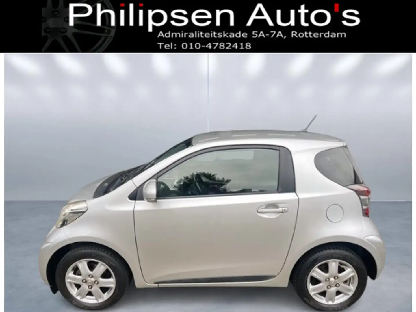 Toyota iQ 1.0 VVTi Comfort Gris - 1