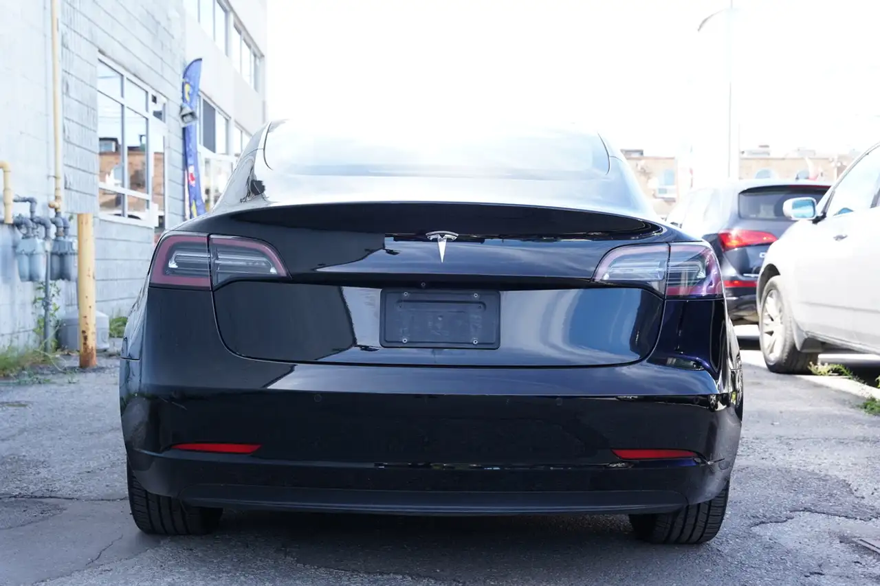 Tesla Model 3 photo Tesla Model 3