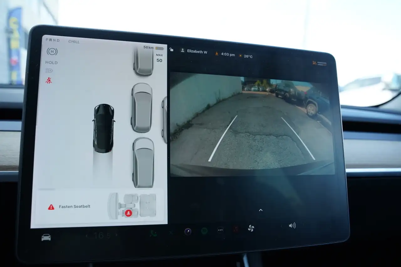 Tesla Model 3 photo Tesla Model 3