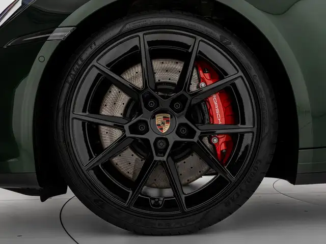 Porsche 911 view 13