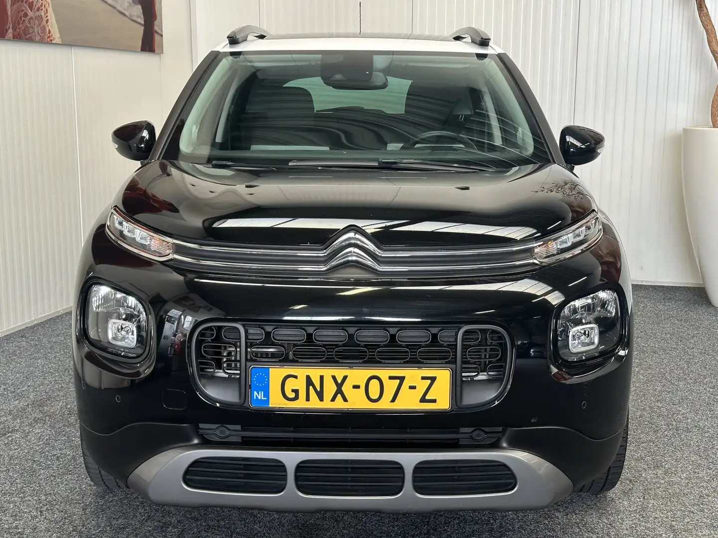 Citroen C3 Aircross 1.2 PURE TECH FEEL NAVIGATIE CRUISE CONTROL PANORA Zwart - 2