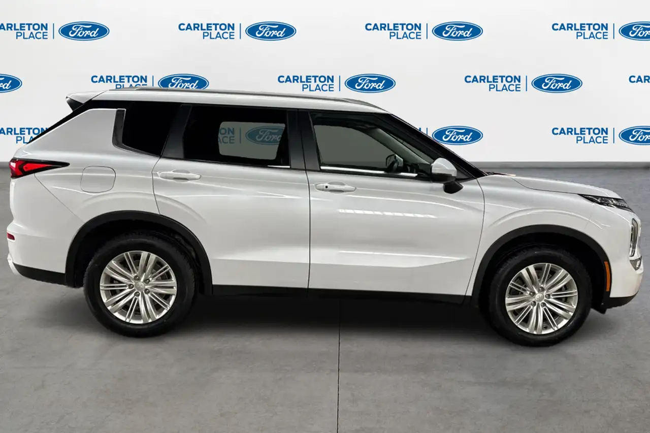 Mitsubishi Outlander снимка Mitsubishi Outlander
