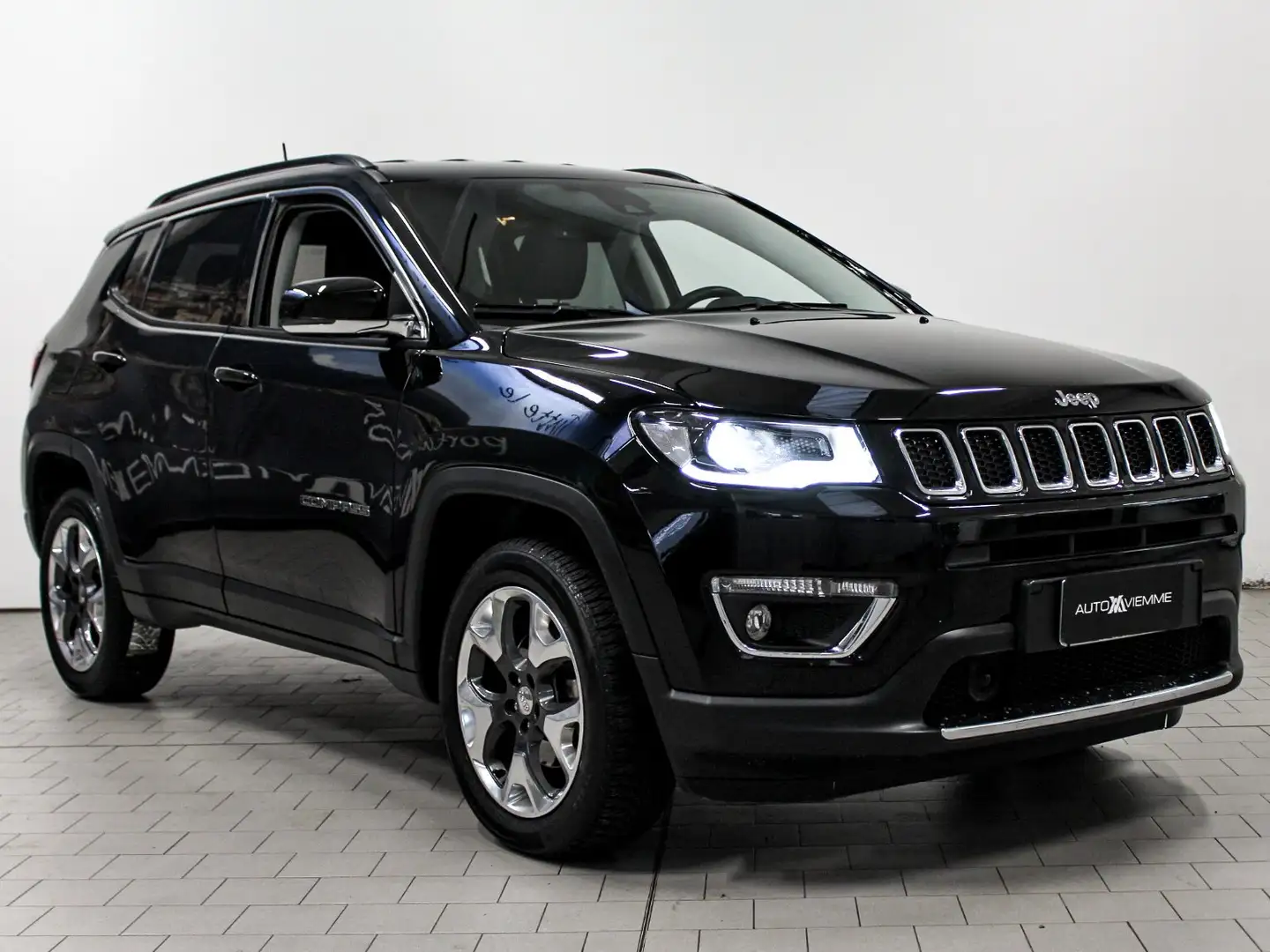 Jeep Compass Limited 2.0 diesel 4x4 140 cv automatica my19 Schwarz - 2