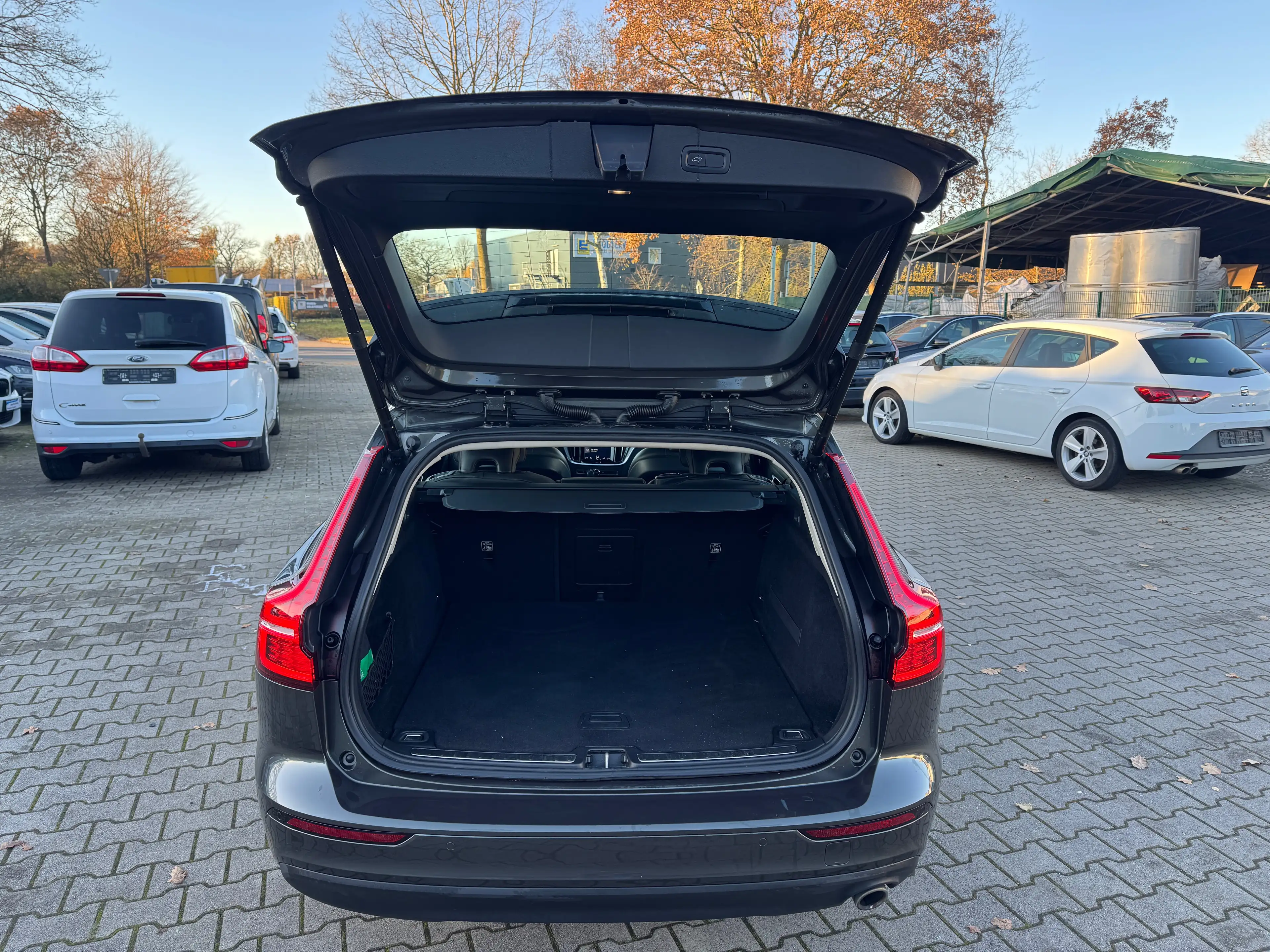 Volvo V60 D3 Geartronic "Momentum Pro" 360 Kamera — photo 14