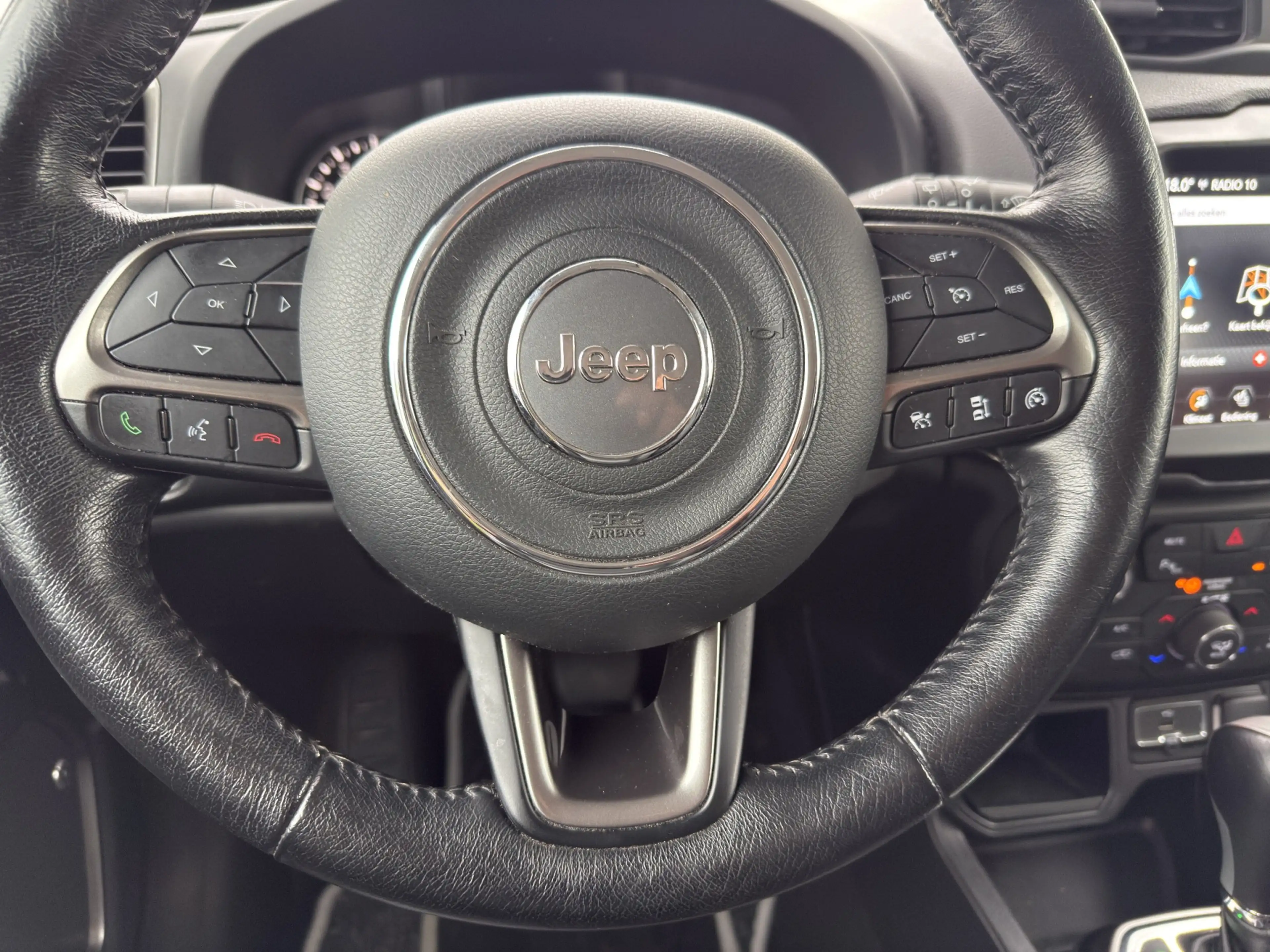 Jeep Renegade 1.3T Limited 12 maand garantie — photo 11