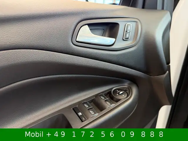 Ford Kuga view 4