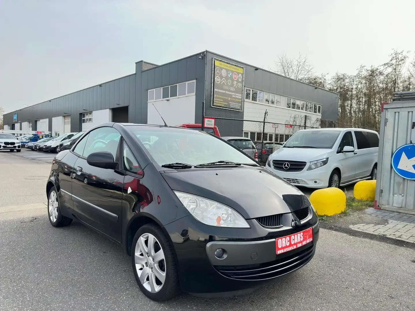 Mitsubishi Colt CZ3 1.5 Invite Benzine Airco GARANTIE Zwart - 1